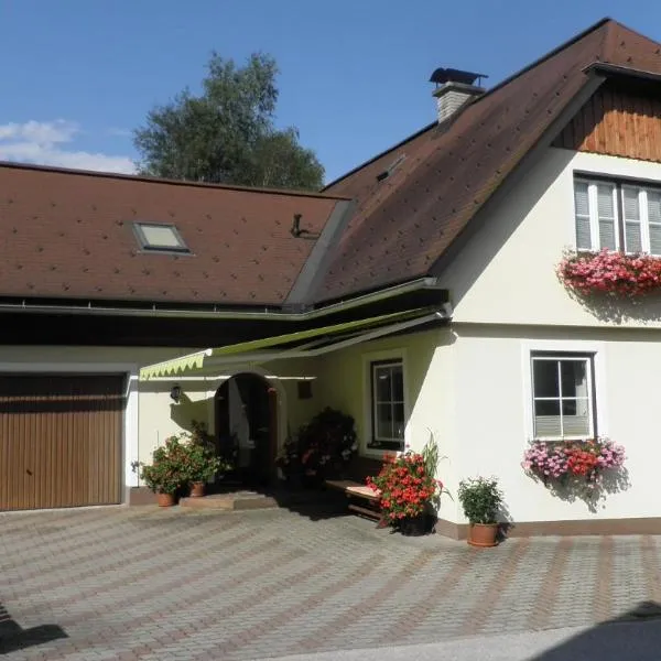 Haus Anneliese, hotel v destinaci Pruggern