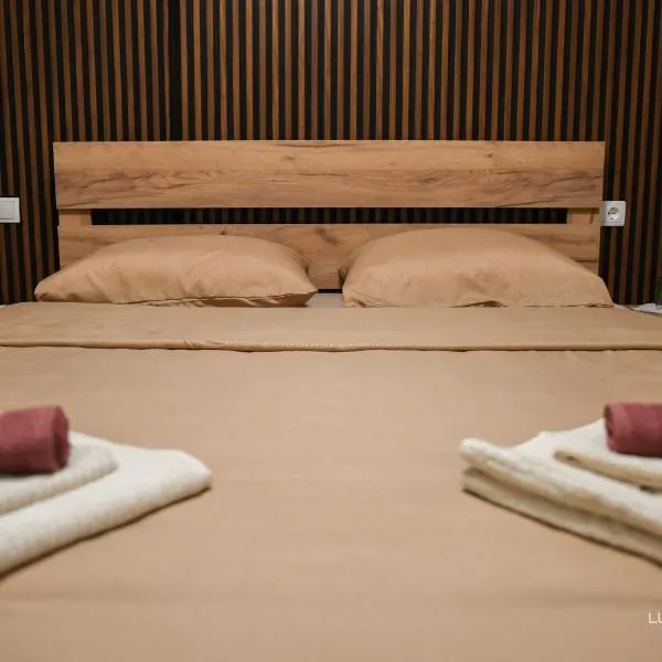 Lux Apartment 1 - Zenica, hotel v destinaci Zenica