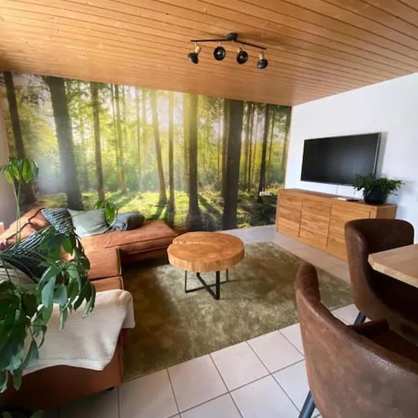 AlbPanorama Fewo mit Infrarotsauna und Gartenblick, hotel in Hohenstein
