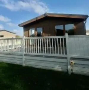 Springwell Lodge With Hot Tub, hotel v destinaci Malton
