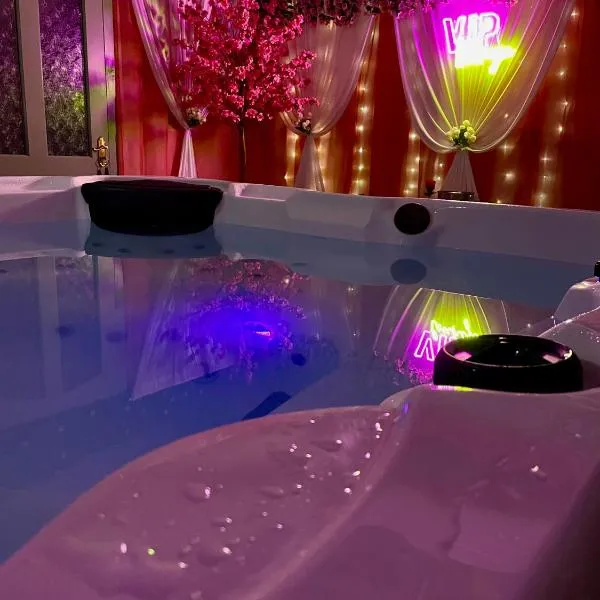 Cleomack View, Annexe apartment with Hot Tub，Hilltown的飯店