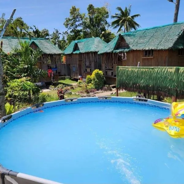 Nirvana bamboo houses & dive resort, hotel in Moalboal