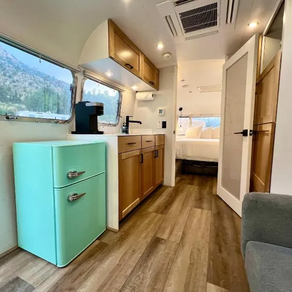 Airstream Legacy, hotel in Orderville