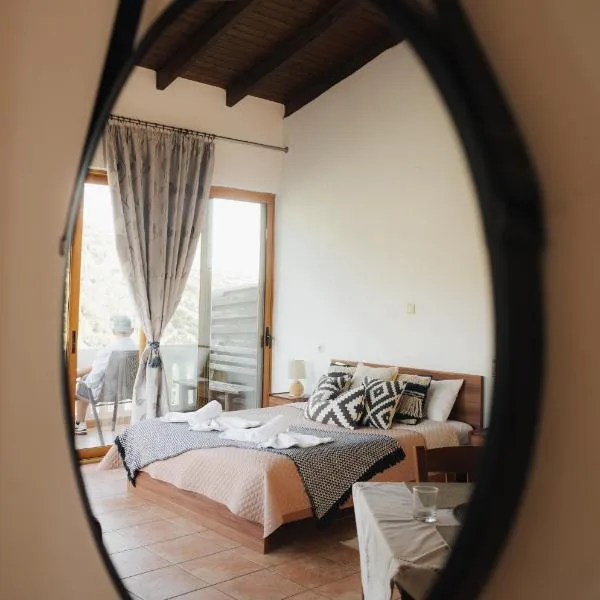 Δωμάτια Λευτέρης, ξενοδοχείο στον Κάμπο