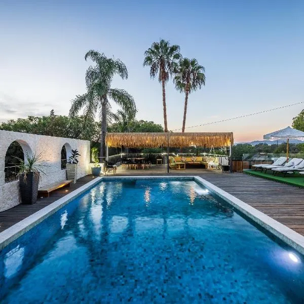 Casa Chameleon, hotel v destinaci Almancil