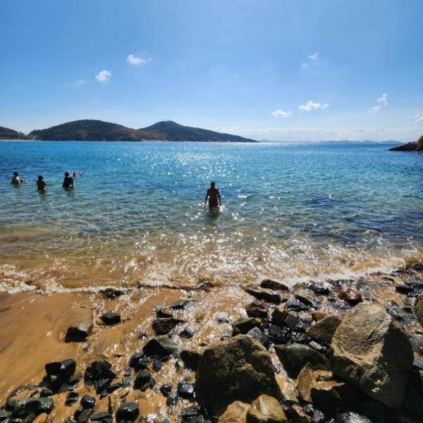 Loft Frente ao Mar com Piscina Aquecida, Sauna Privada - Arraial do Cabo