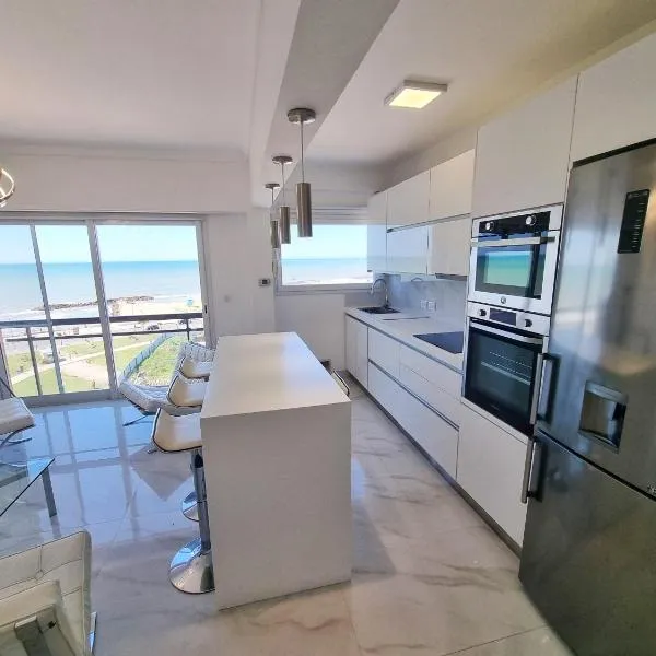 Departamento Pinterest Mar del Plata - Vista plena al mar con cochera、マル・デル・プラタのホテル