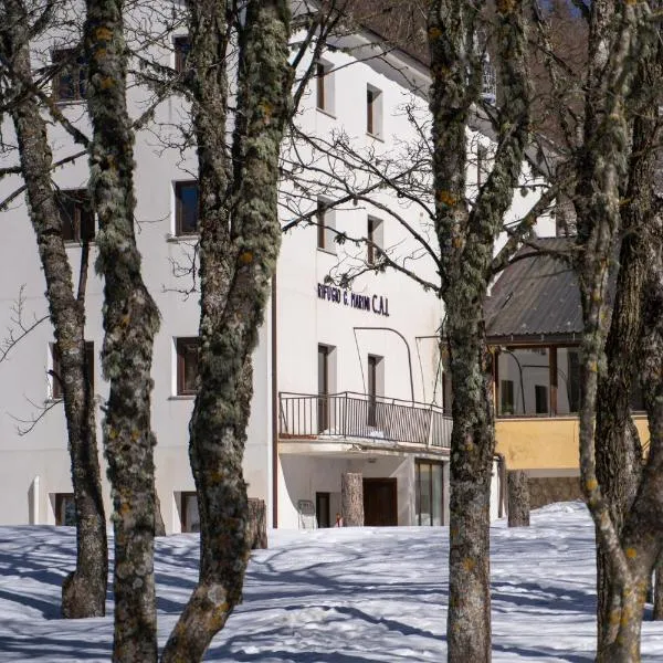 Rifugio Giuliano Marini, hotel v destinaci Piano Battaglia