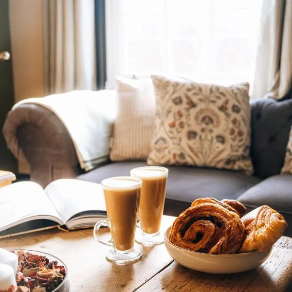 The Hideaway - Stratford Upon Avon - Central - Free Offstreet Parking, hotel a Stratford-upon-Avon