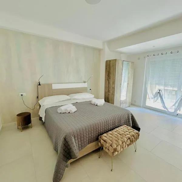 Aqua Marine B&B - Rooms and Apartments, hotel v destinaci Milazzo