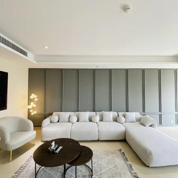 One Constitution Avenue by SUPERHOST STAYS, ξενοδοχείο στο Ισλαμαμπάντ