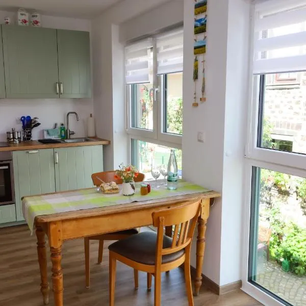 Studio in uriger Bauernhofidylle, Hotel in Polch