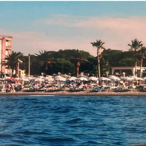 Hotel Murano, hotel v destinácii Rossano