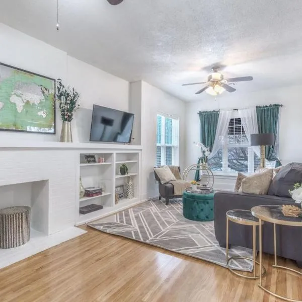 털사에 위치한 호텔 Carson Flats Apt #6 | 1BR • Near BOK• OSU Med•Dtwn