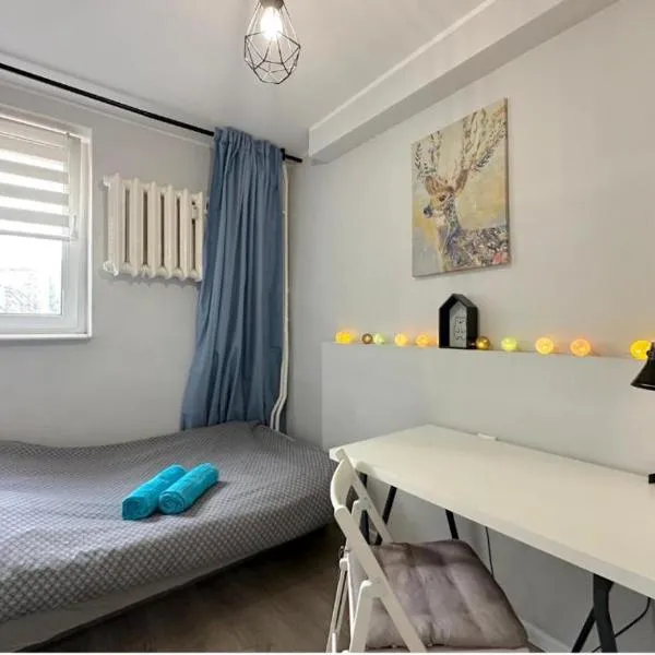 Cosy Room - Peaceful Retreat, 2 Minutes to Gdańsk Old Town, ξενοδοχείο στο Γκντανσκ