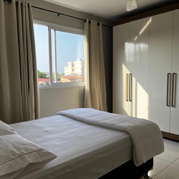 Apartamento completo a 2 min à pé da praia - Foto 2