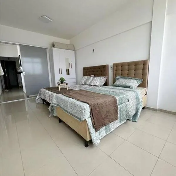 Loft 12 Andar Praça da Bandeira com Vista, hotel v destinaci Belém