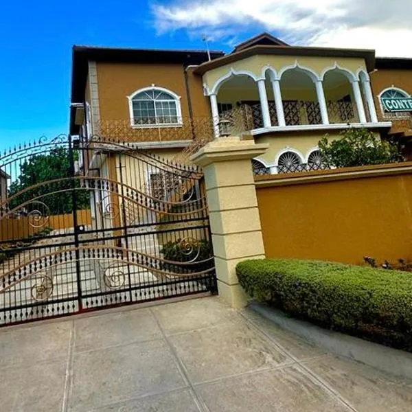 White House by White River, hotel v destinaci Ocho Rios