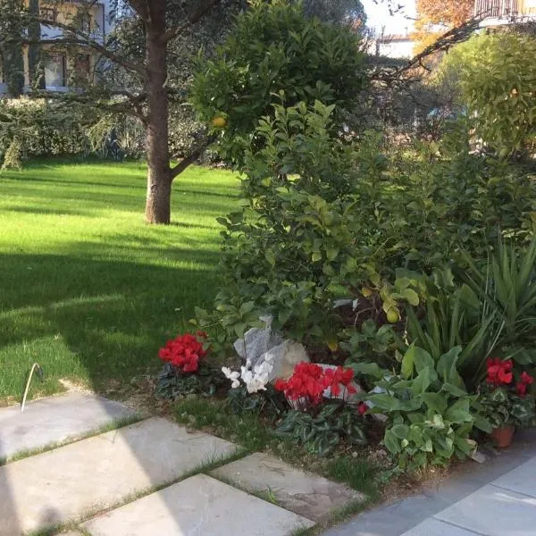 La Veranda Sul Giardino, hotel en San Lorenzo in Campo