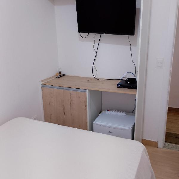 casa a uma quadra da praia