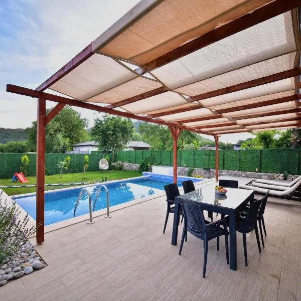 Villa Sierra - Kayaköy, hotel in Belen