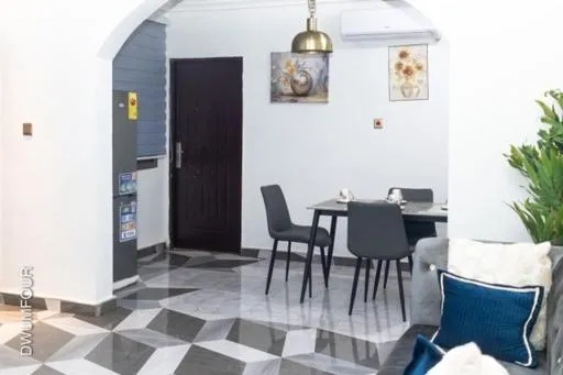 Spacious 2-Bedroom Apartment in Lakeside Accra Ideal for Families and Business Travel, hotel v destinaci Accra