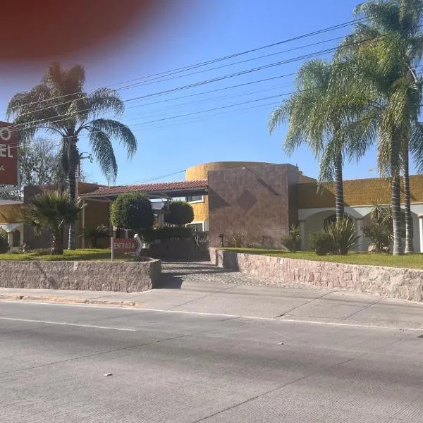 Hotel Xiada, hotel v destinaci San Francisco del Rincón
