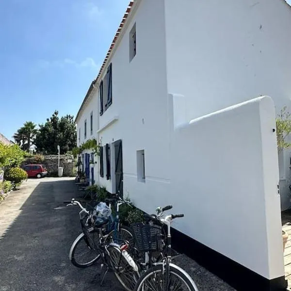 Maison pecheur dans le banzeau, hôtel à Noirmoutier-en-l'lle