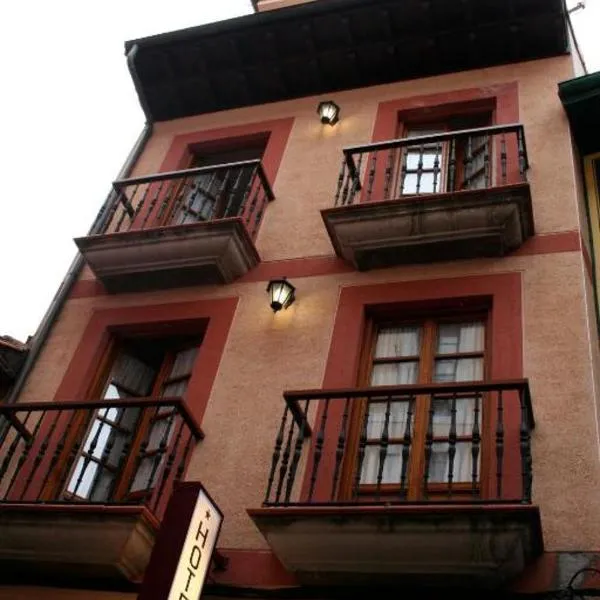 Pensión Argüelles, hotel v destinaci Ribadesella