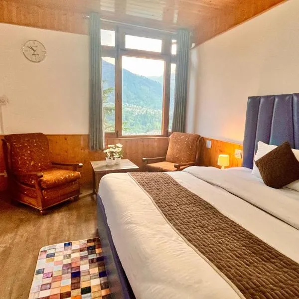 Himalayan Nomad Cottage, manali ! all 2 bedroom independent cottages ! personal lawn every cottage ! parking ! scenic mountains view ! spacious rooms !, hotel di Manāli