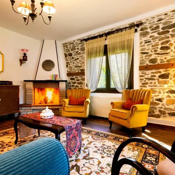 Villa Natsi, hotel in Aspróyia