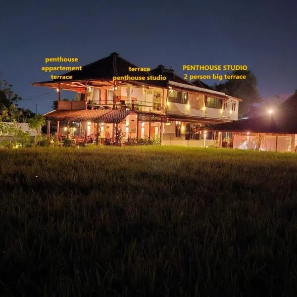 Alamanda Family Villas, Pool & Local Tours、ジョグジャカルタのホテル