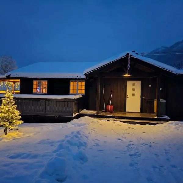 Feriebolig i Garmo, hotel a Lom