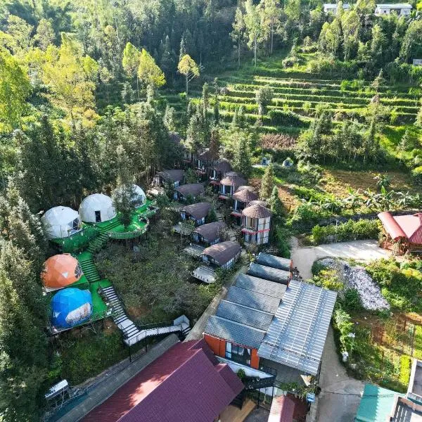 Plum Homestay, hotel v destinaci Dong Van