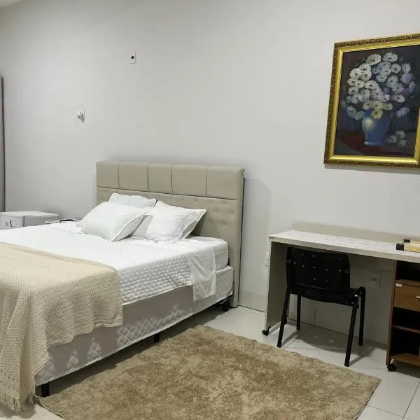 Madeira Lofts - Centro Juina, hotel en Juína