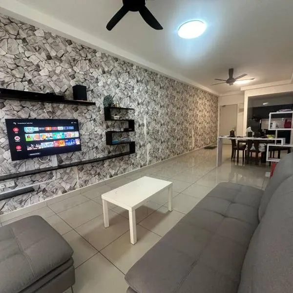 Puchong Condo Free WiFi & Netflix, hotel en Puchong