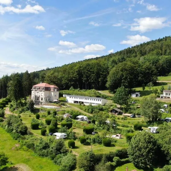 Camping du Château, hotel em Granges-sur-Vologne
