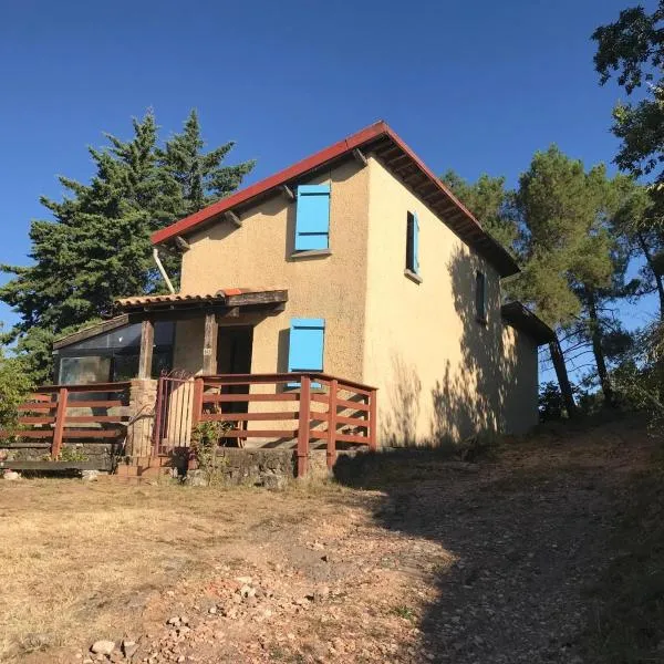 La Petite Maison sur la Colline, hotel in Chassiers