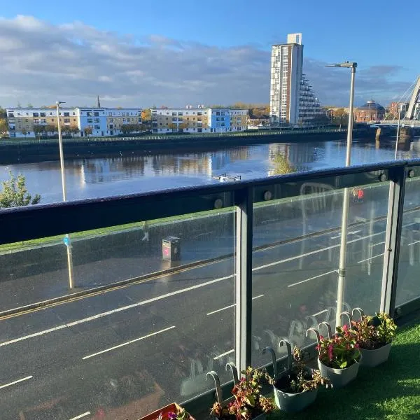 Metropolitan City Nest - Easy Walk to Glasgow Hydro & SECC CENTER, hotel a Glasgow