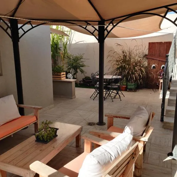 רקפת - יחידה במדבר, hotel in Arad