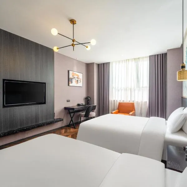 TOWO Shangpin Hotel Xi'an - Xi'an Line 1 Kaiyuanmen Metro Station, hotel u gradu 'Xi'an'