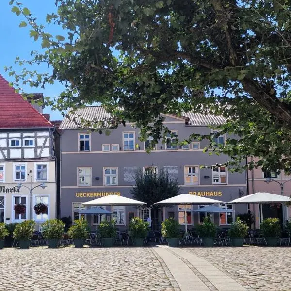 Hotel Am Markt & Brauhaus Stadtkrug, hotel v destinaci Ueckermünde