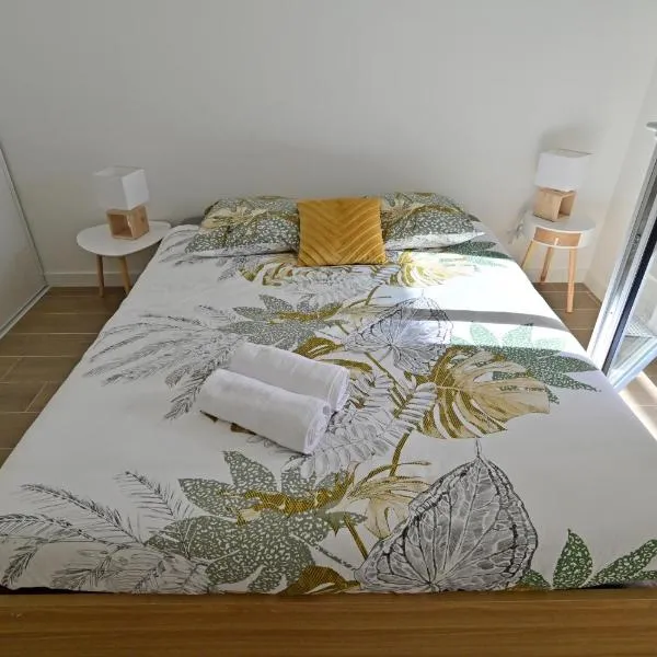 Biscawai chaleureux et cosy avec terrasse, hôtel à Biscarrosse