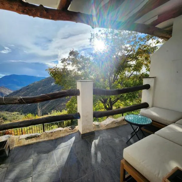 San Roque, hotel u gradu 'Capileira'