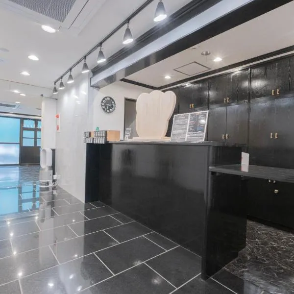 HOTEL TOKYO JOURNEY PORTAL KINSHICHO I Minutes from Sumiyoshi Station & Iconic Attractions & Sky Tree I、東京のホテル