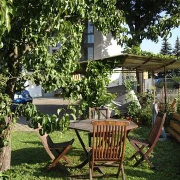 Ferienwohnung im Stadtpark, hótel í Neubrandenburg