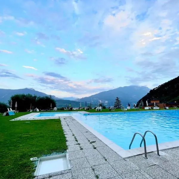 Casa Segantini - Panorama Pool Apartment, hotel in Gavazzo Nuova