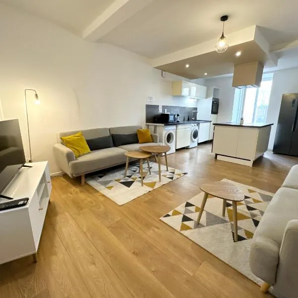 La Maison d'Hôtes - 8 BDR - Wifi - Gare, hotel in Limoges
