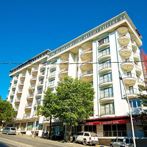 Lion City Hotel, hotel v destinaci Buyukcekmece