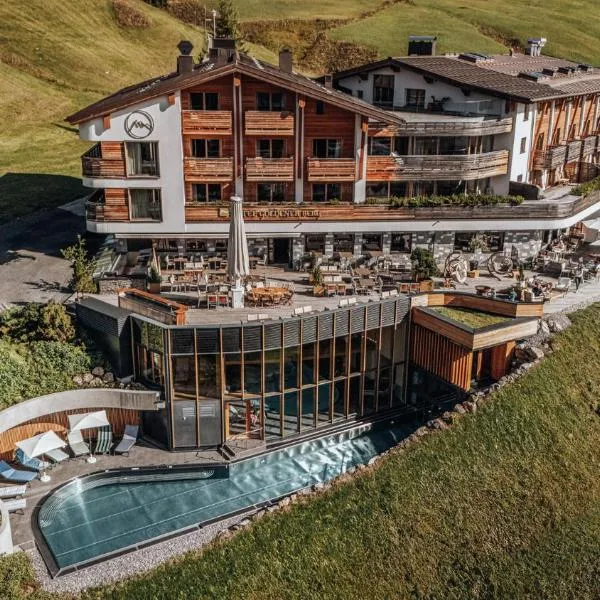 Hotel Goldener Berg, hotel v destinácii Lech am Arlberg
